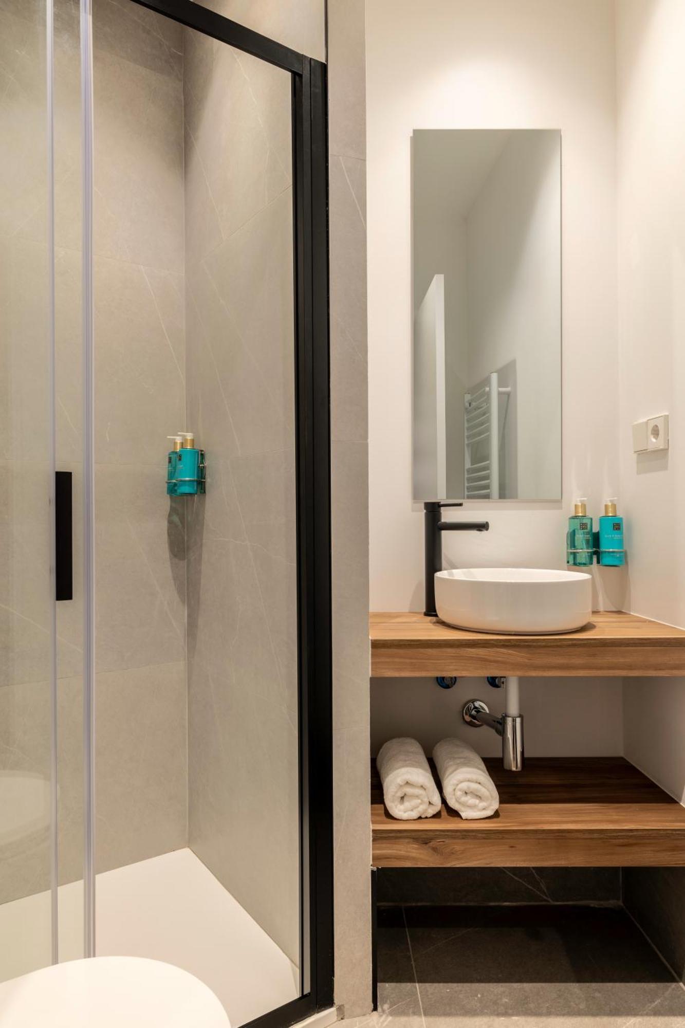 New Designed Flat 3 Bedrooms 2 Showers مدريد المظهر الخارجي الصورة