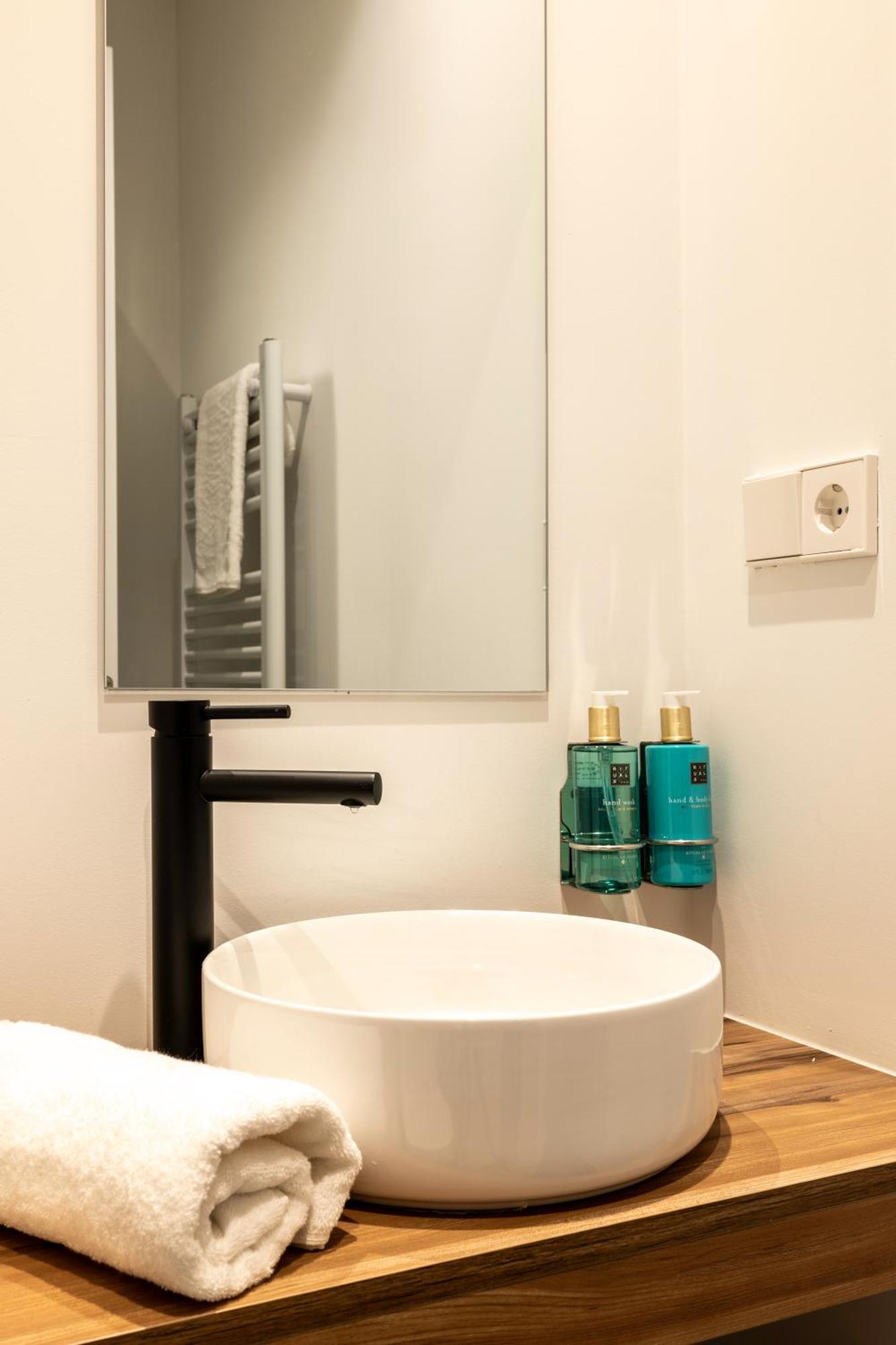 New Designed Flat 3 Bedrooms 2 Showers مدريد المظهر الخارجي الصورة